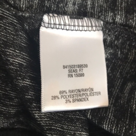 Bongo grey and black sweaters size medium - Picture 5 of 5